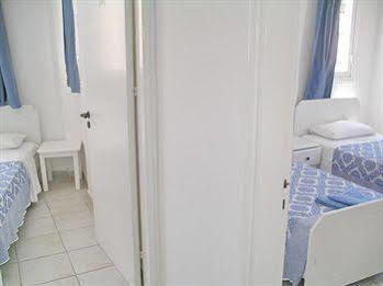 Renos Hotel Apts Polis 外观 照片