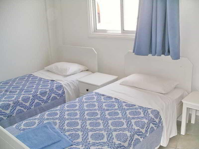 Renos Hotel Apts Polis 外观 照片
